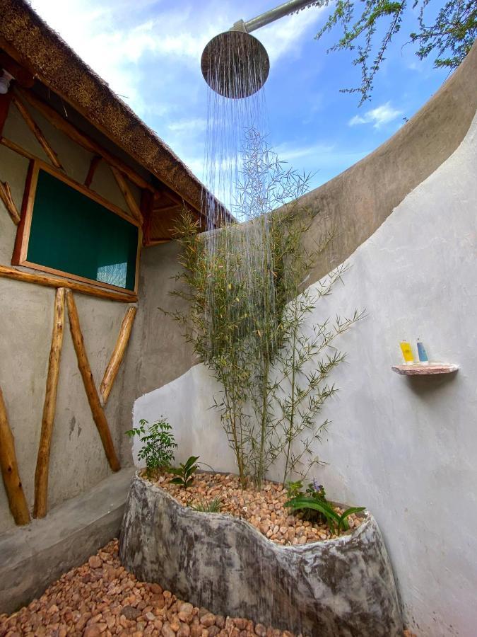Murchison Falls Bamboo Village Paraa Exterior foto