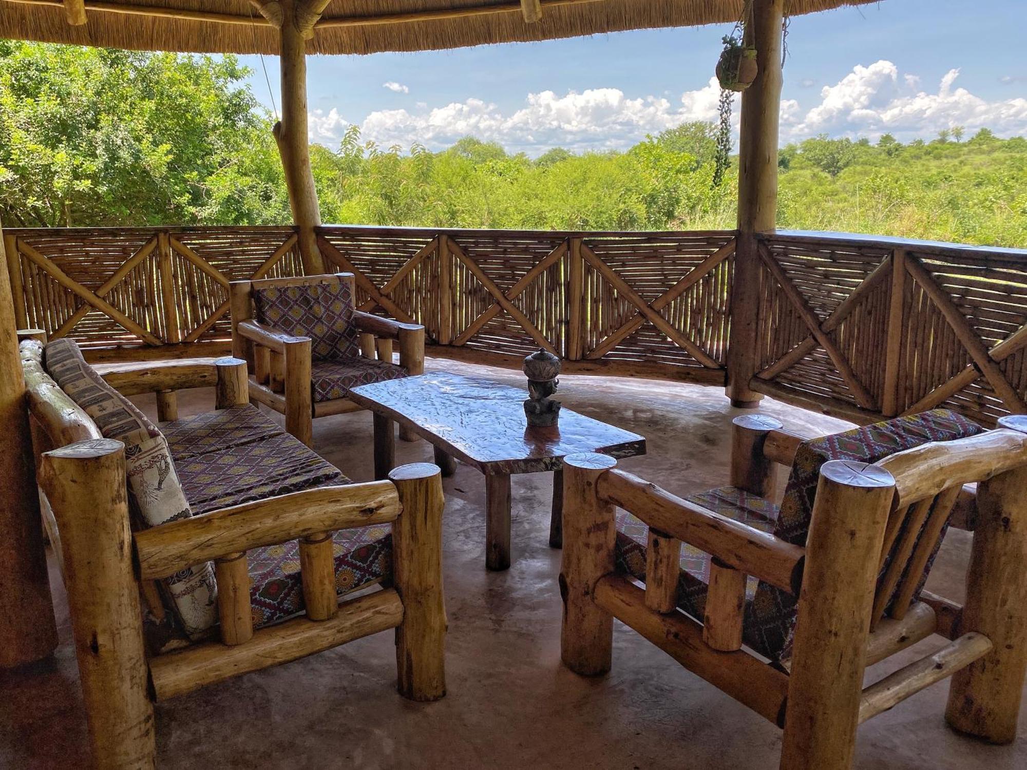 Murchison Falls Bamboo Village Paraa Exterior foto